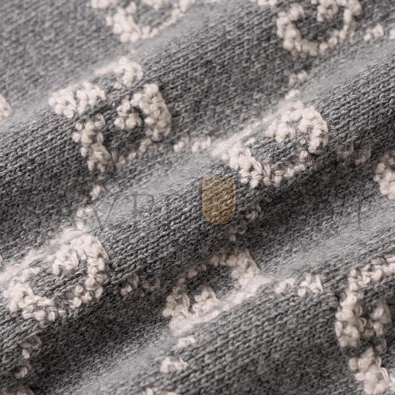 GUCCI WOOL JACQUARD KNIT CARDIGAN 713300